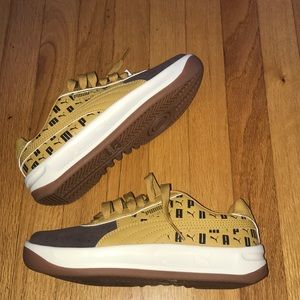 NEW! 💥PUMA GV Special LIX Leather sneakers, 36